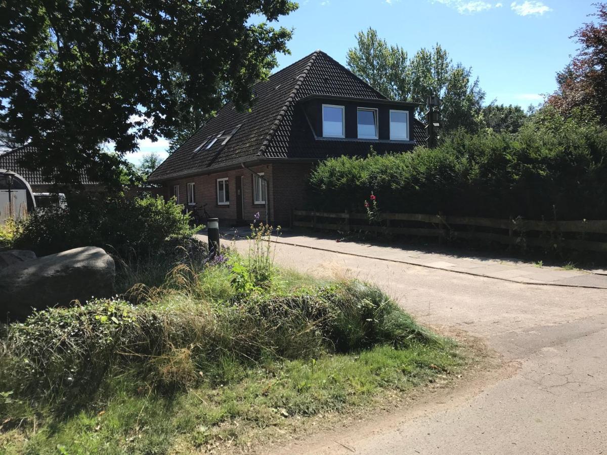 Ferienwohnung Muehlenweg Suederluegum Exterior photo